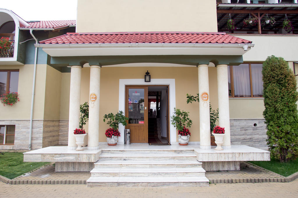 Casa Traiana Hotel Alba Iulia Exterior foto